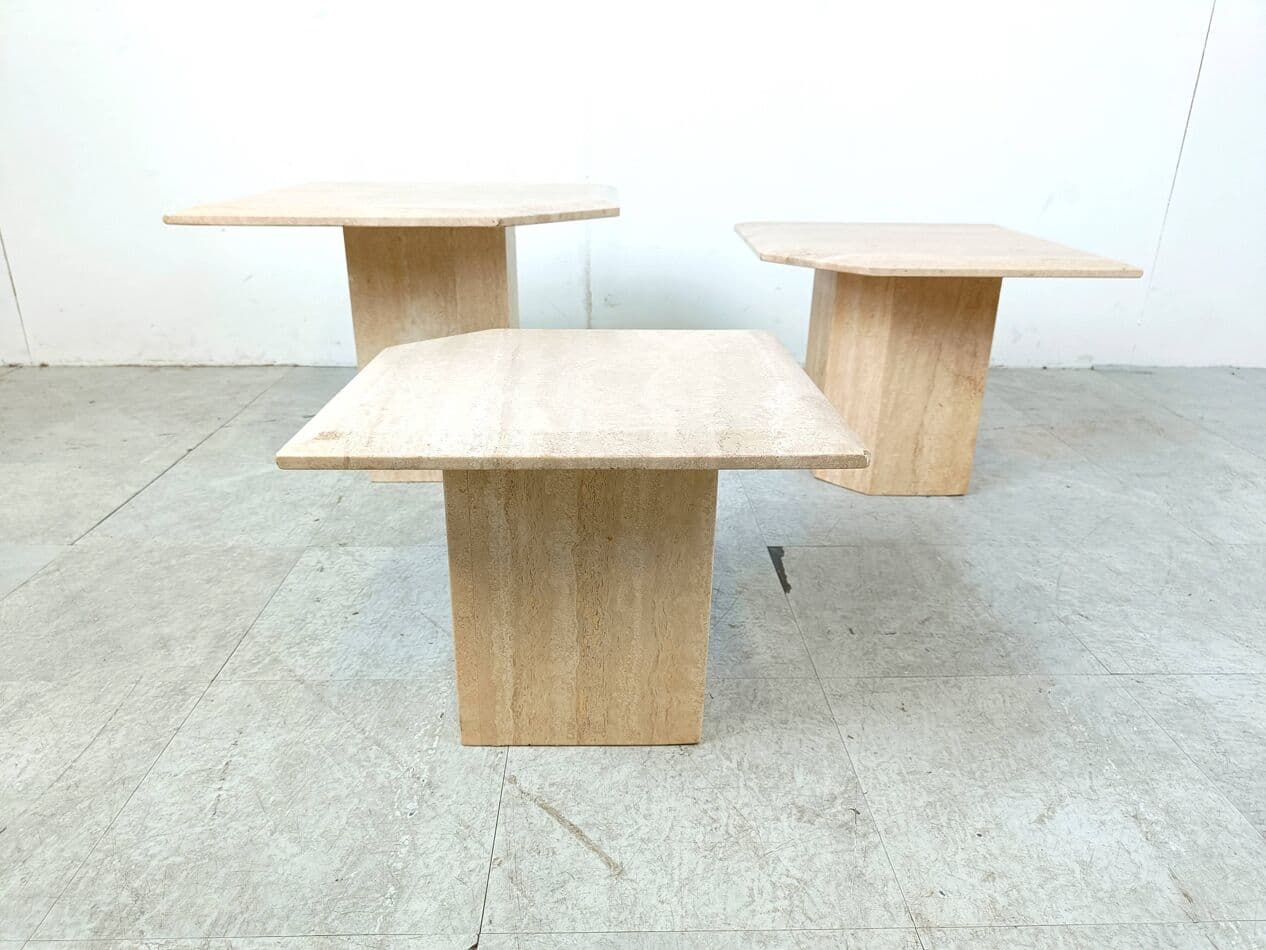 Zestaw trzech stolików typu nesting, beżowy, trawertyn, Włochy, lata 70. - 268964