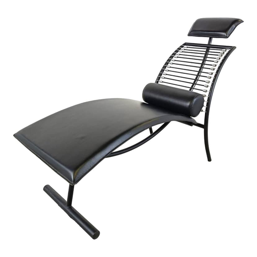 Chaise longue, black leather, black metal, Italy, 1990s.