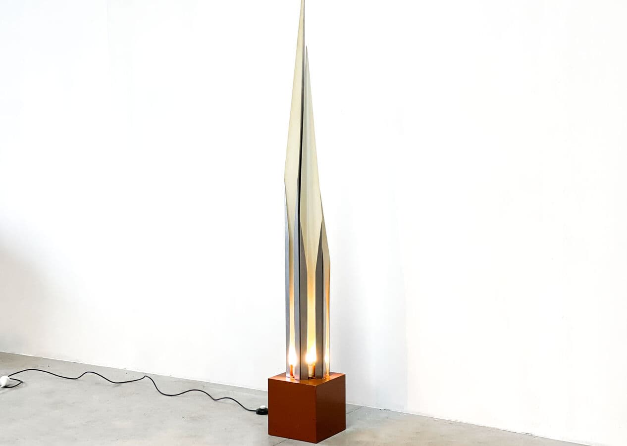 Floor lamp Space Age, silver aluminum, brown wood, Italy, 1970s. - 268725