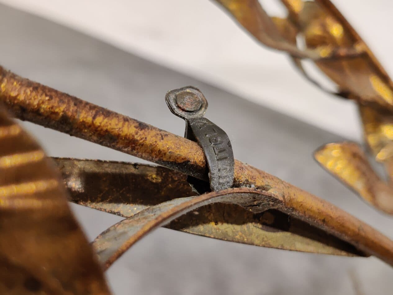 Stolik boczny kwiat, metal złoty, Włochy, lata 60. - 268111