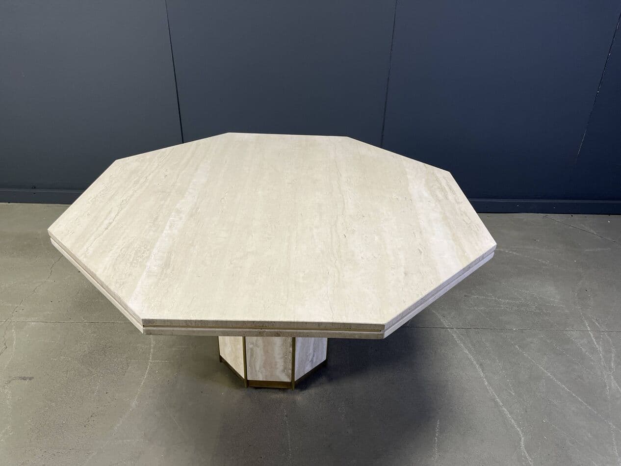 Stół jadalniany ośmiokątny, beżowy, trawertyn, mosiądz, Włochy, lata 70. - 267699