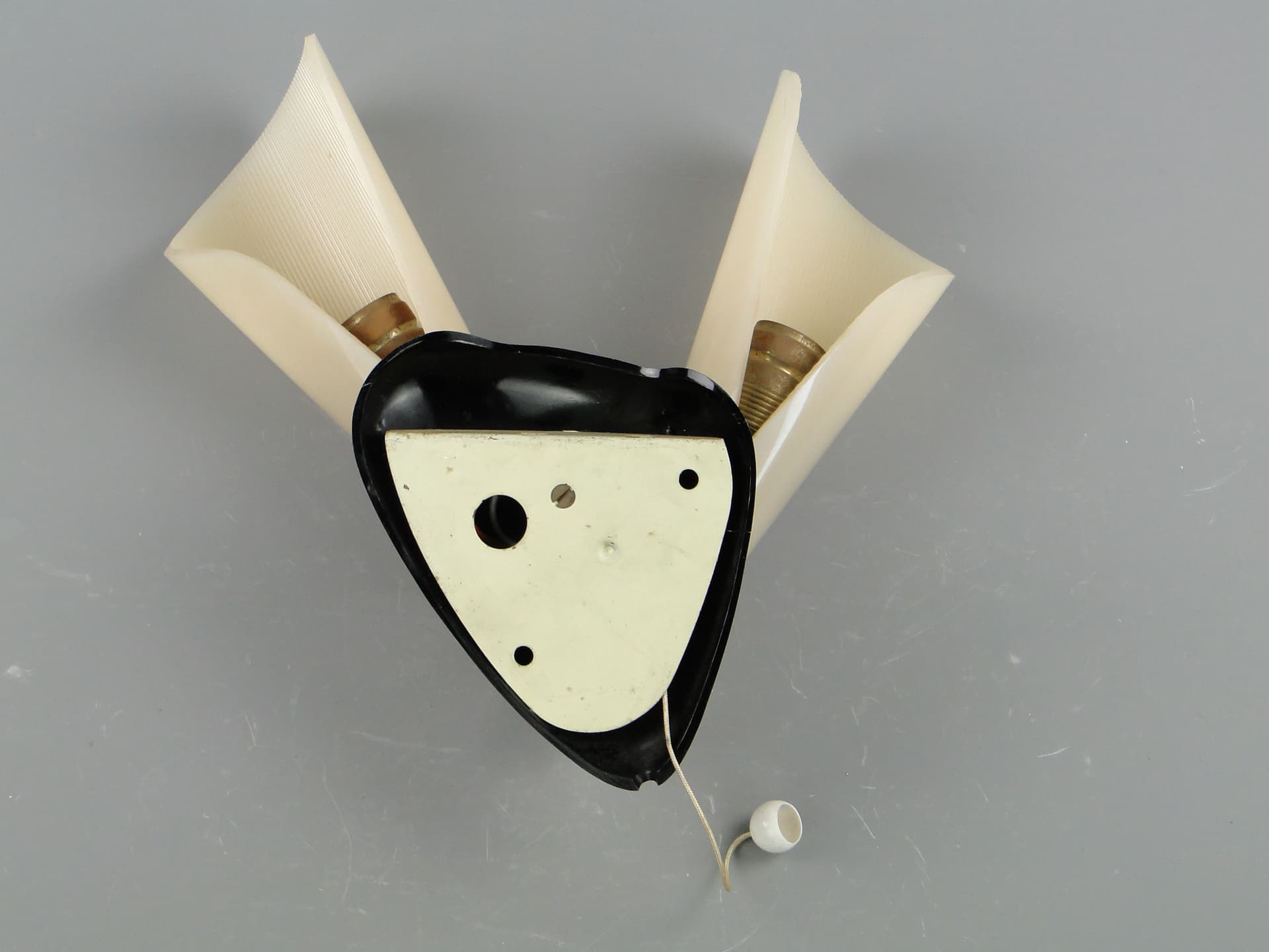 Kinkiet dwuramienny, ivory metal czarny, Stilnovo, Włochy, lata 50. - 2010