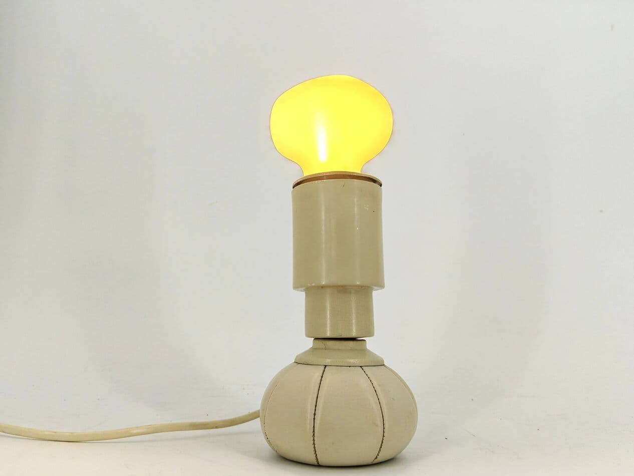 Lampa stołowa, biała, metal, proj. G. Sarfatti, Arteluce, Włochy, lata 60. - 267480