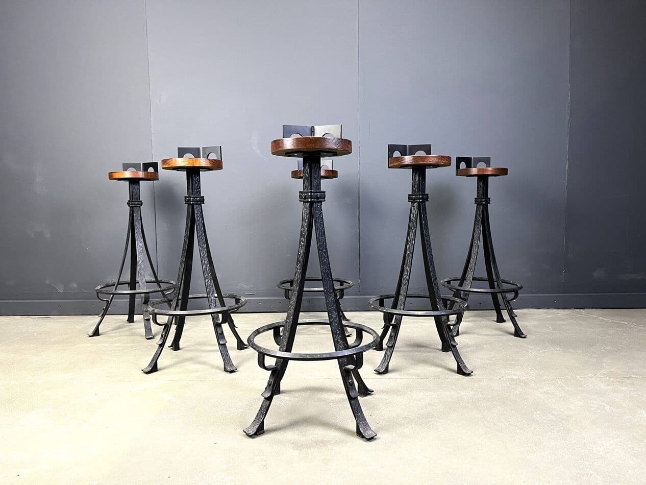 Zestaw sześciu stołków barowych brutalistycznych, drewno brązowe, żelazo czarne, Niemcy, lata 70. - 267250