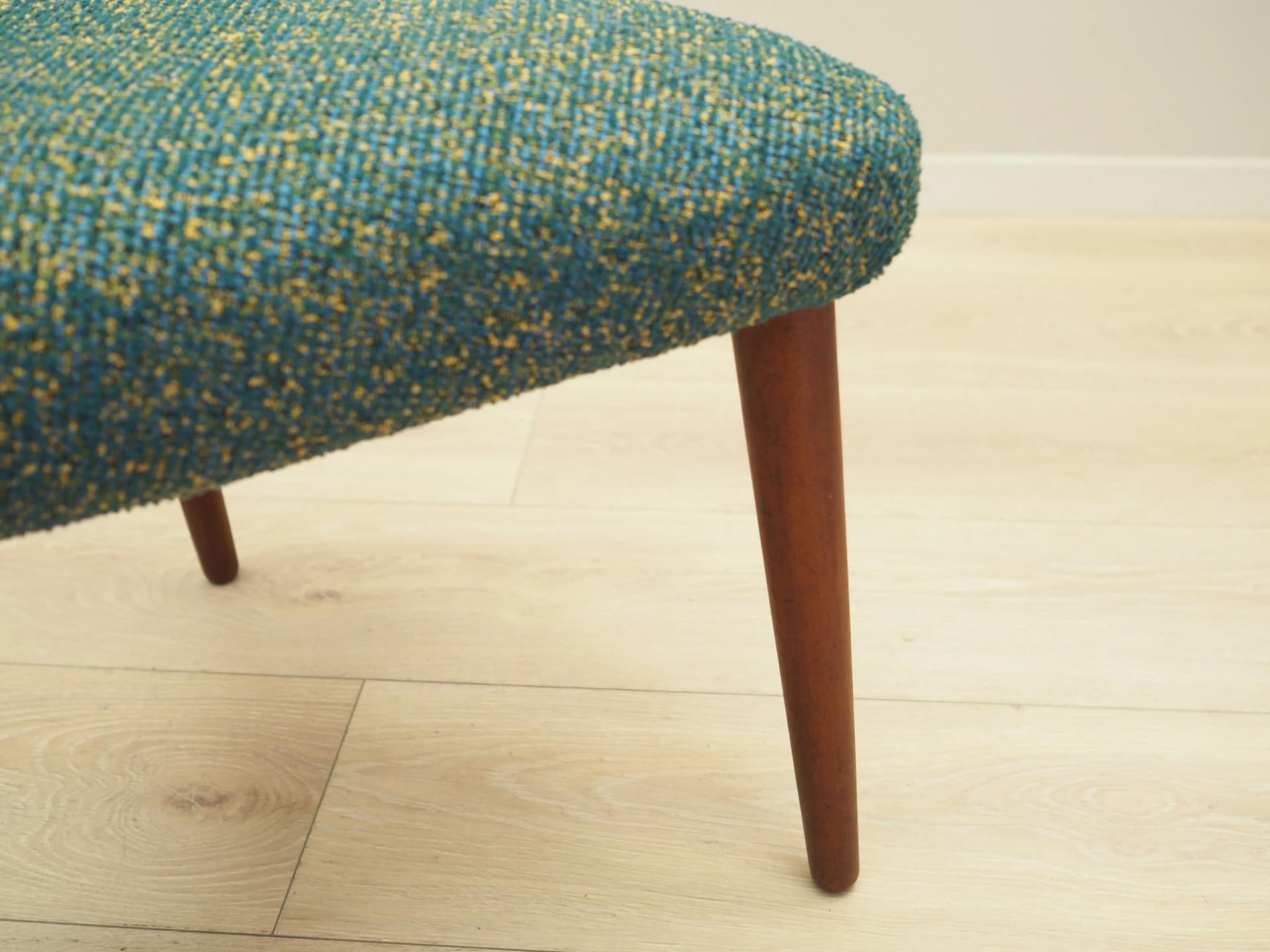 Podnóżek, zielony, teak, Dania, lata 70. - 19483