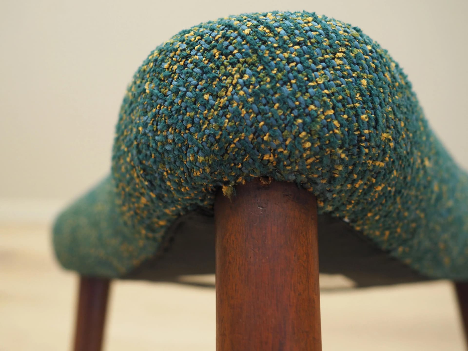 Podnóżek, zielony, teak, Dania, lata 70. - 19484