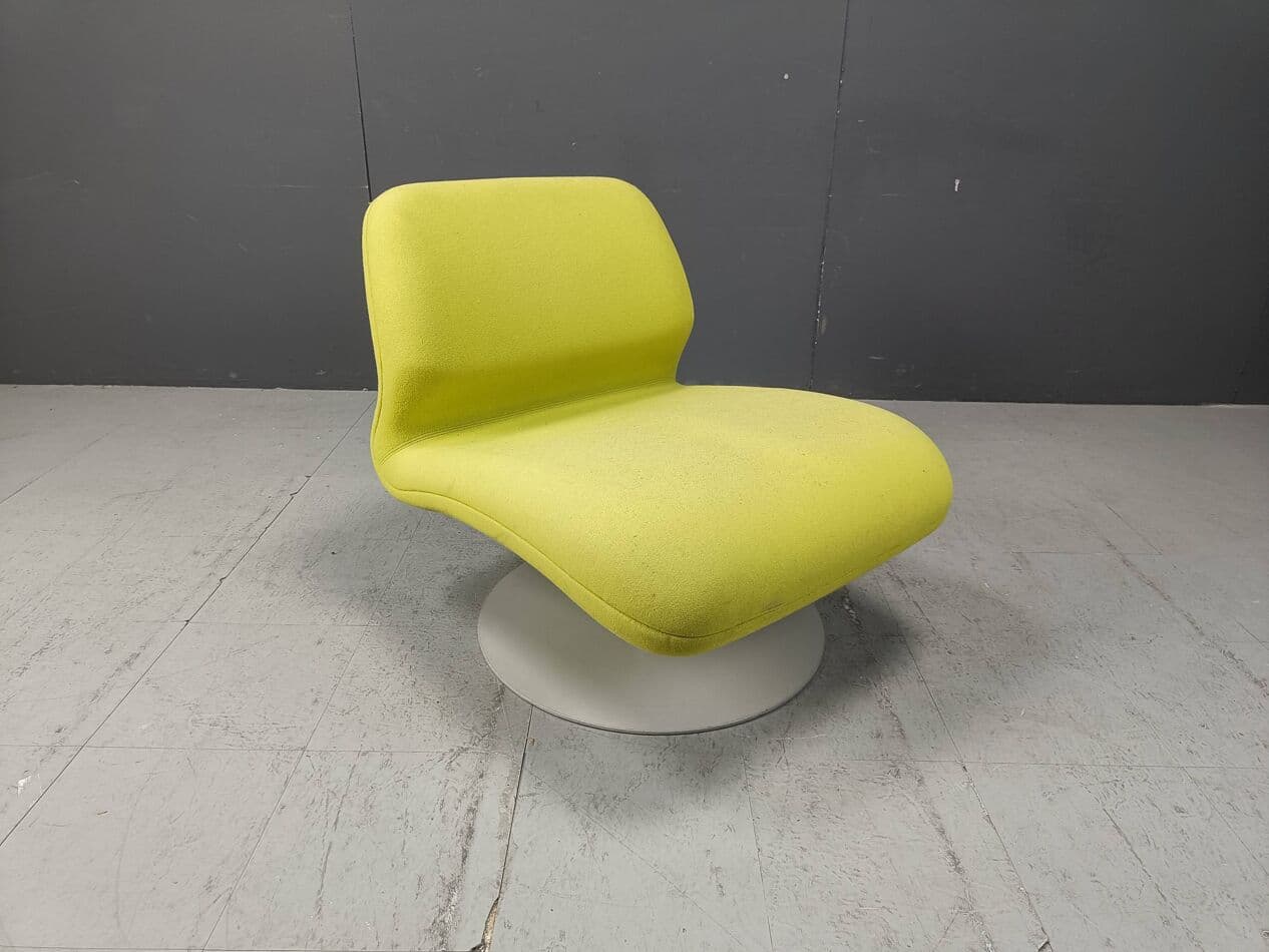 Fotel lounge Attitude, velvet zielony, proj. M. Voss, Fritz Hansen, Dania - 267121