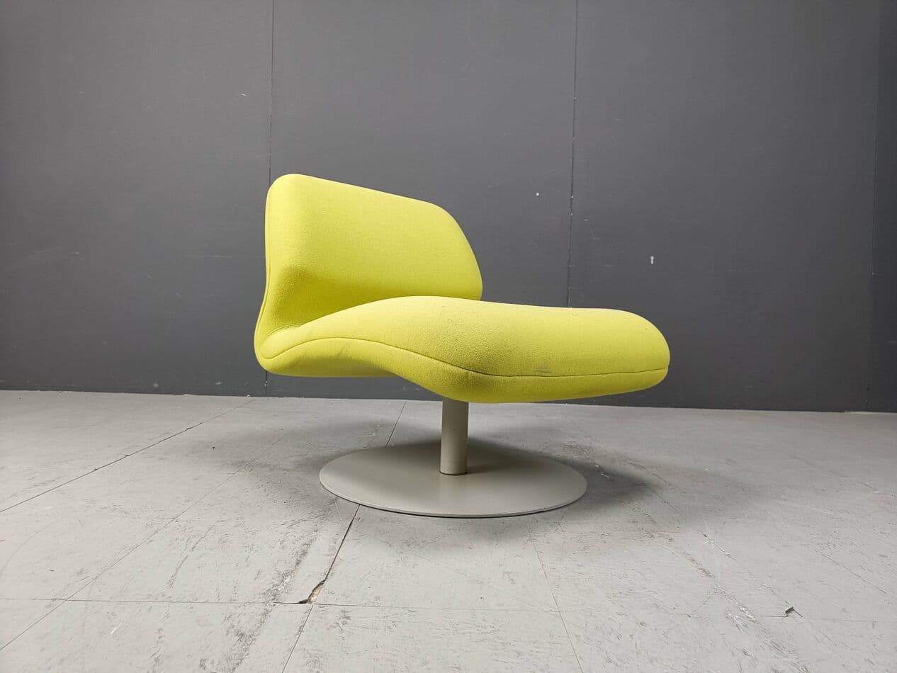 Fotel lounge Attitude, velvet zielony, proj. M. Voss, Fritz Hansen, Dania - 267120