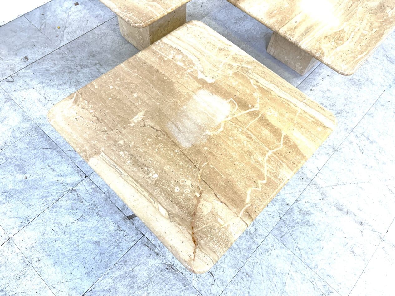 Zestaw trzech stolików typu nesting, beżowy, trawertyn, Włochy, lata 70. - 266698