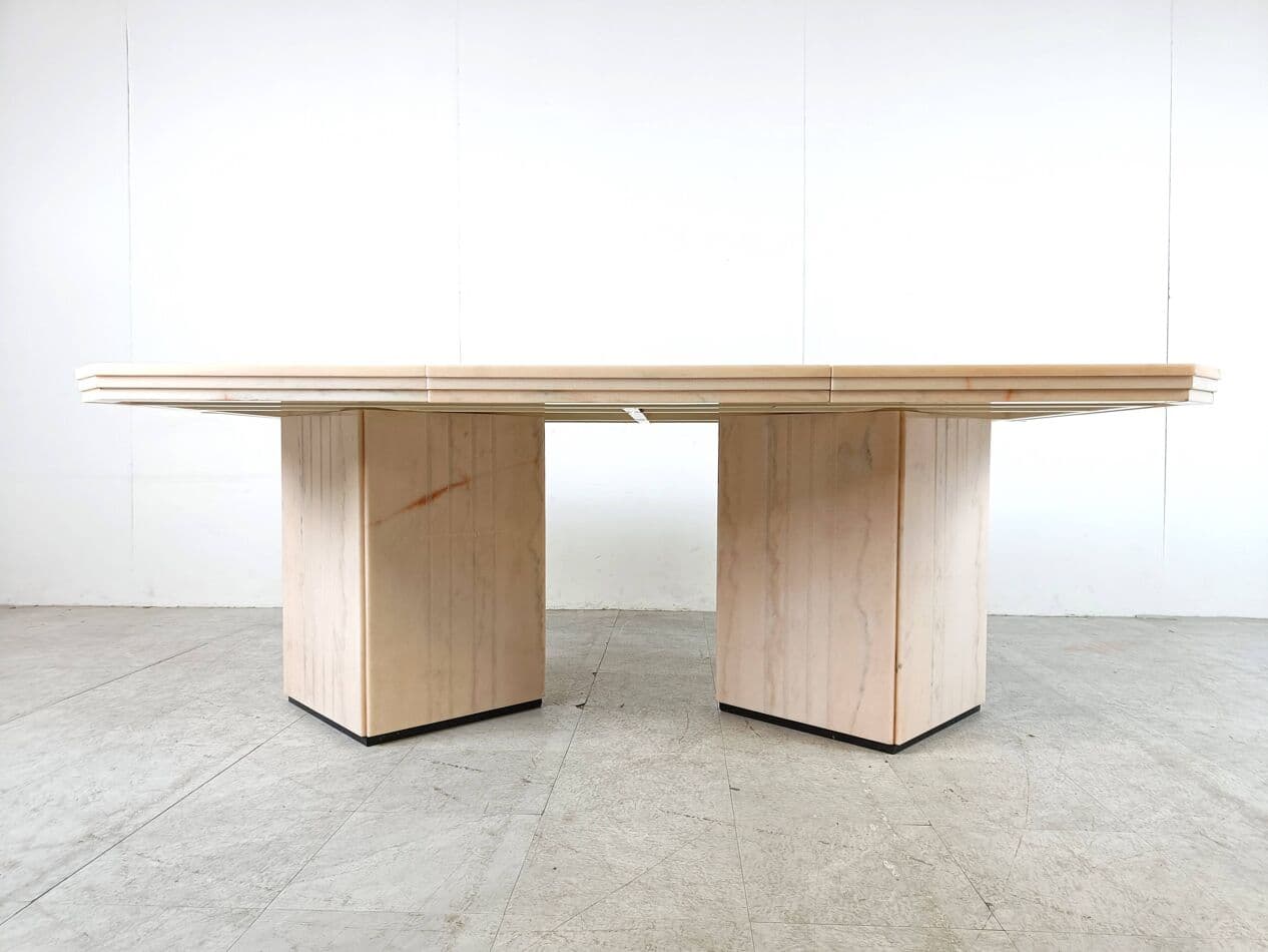 Dining table, beige marble, akwita, Italy, 1970s. - 266454