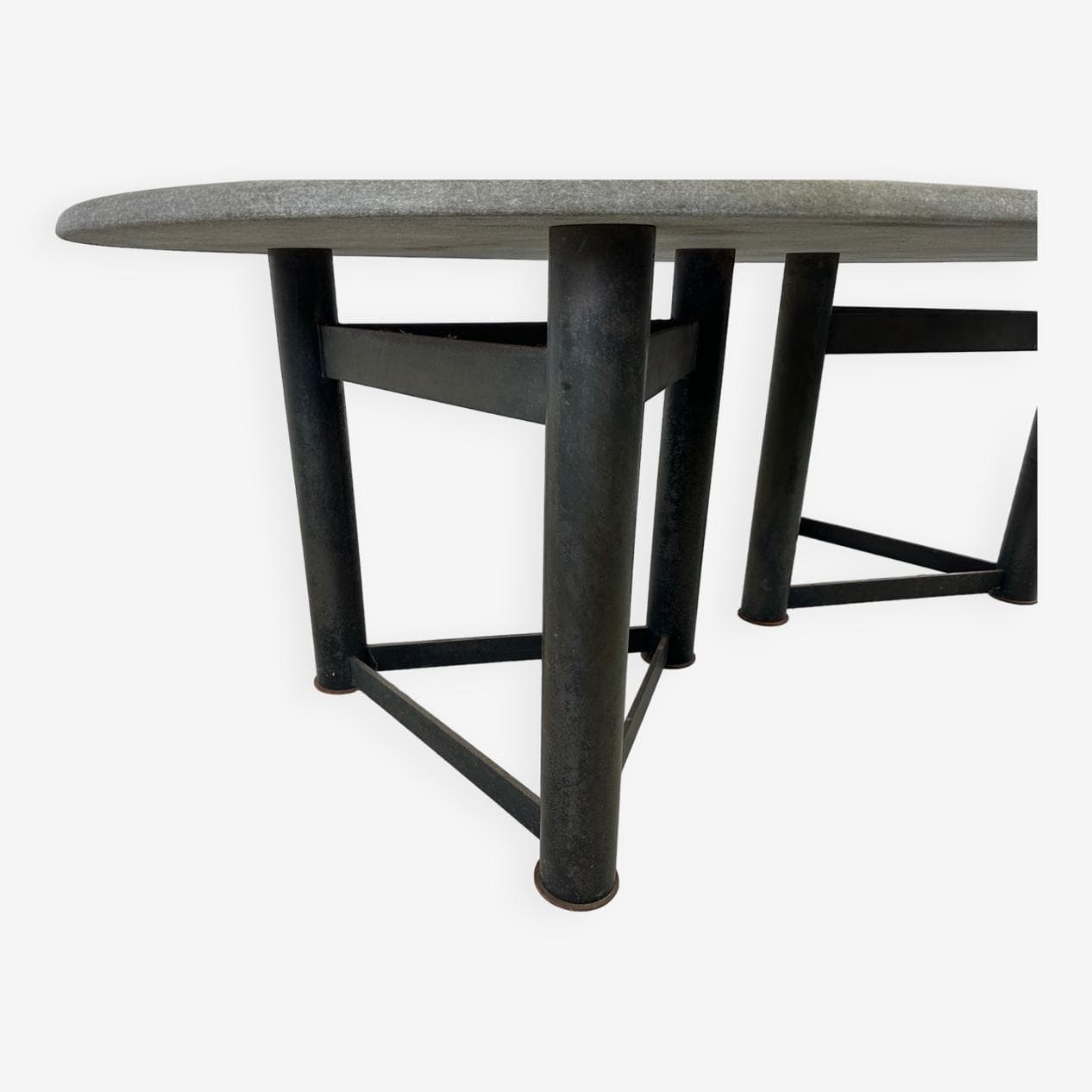 Stół jadalniany owalny, kamień szary, metal czarny, lata 70. - 266321