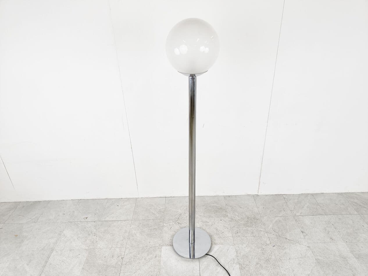 Floor lamp, chrome, glass, Italy, 1970s. - 266196
