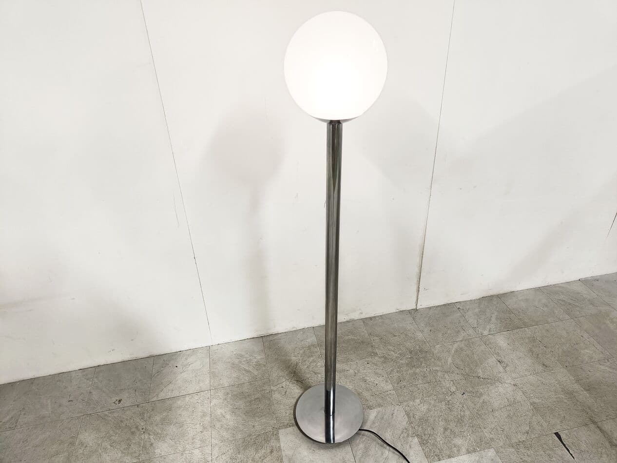 Floor lamp, chrome, glass, Italy, 1970s. - 266192