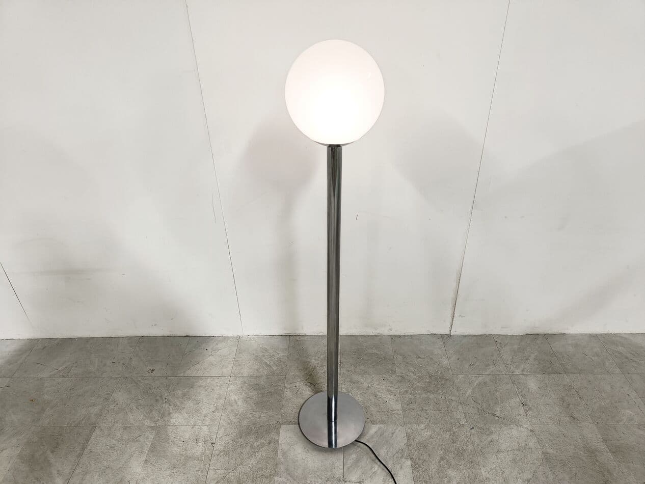 Floor lamp, chrome, glass, Italy, 1970s. - 266193