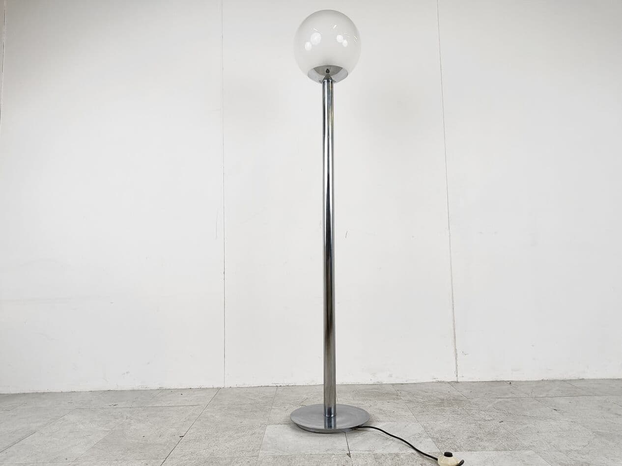 Floor lamp, chrome, glass, Italy, 1970s. - 266199