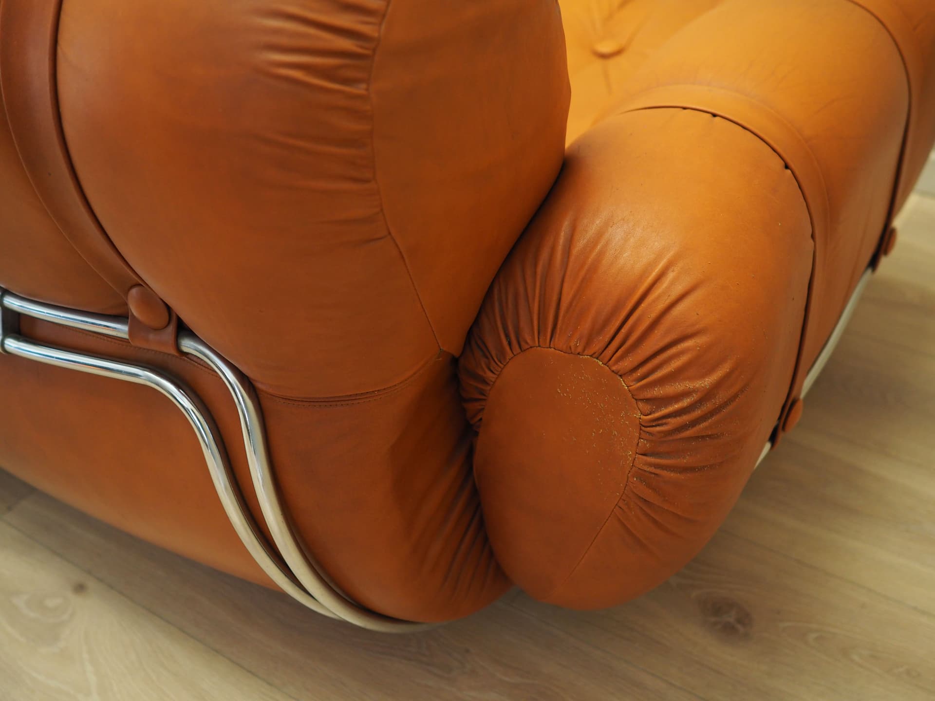 Sofa Space Age, ekoskóra pomarańczowa, metal chromowany, Włochy, lata 60. - 76543