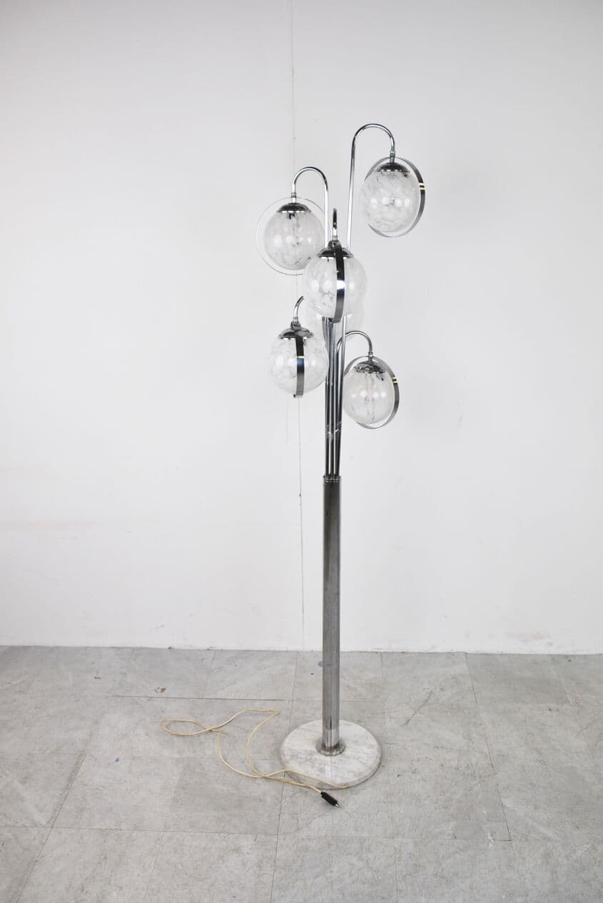 Lampa podłogowa Space Age, szkło Murano białe, chrom, marmur biały, Włochy, lata 70. - 265922