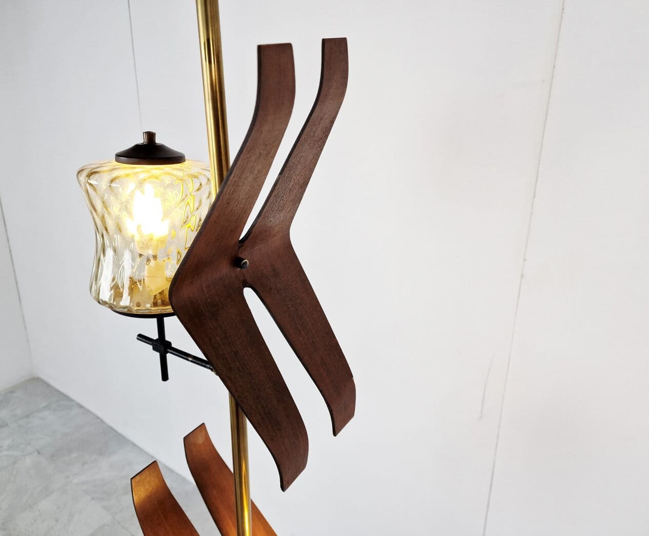 Lampa podłogowa, złoty, mosiądz, Włochy, lata 50. - 265849