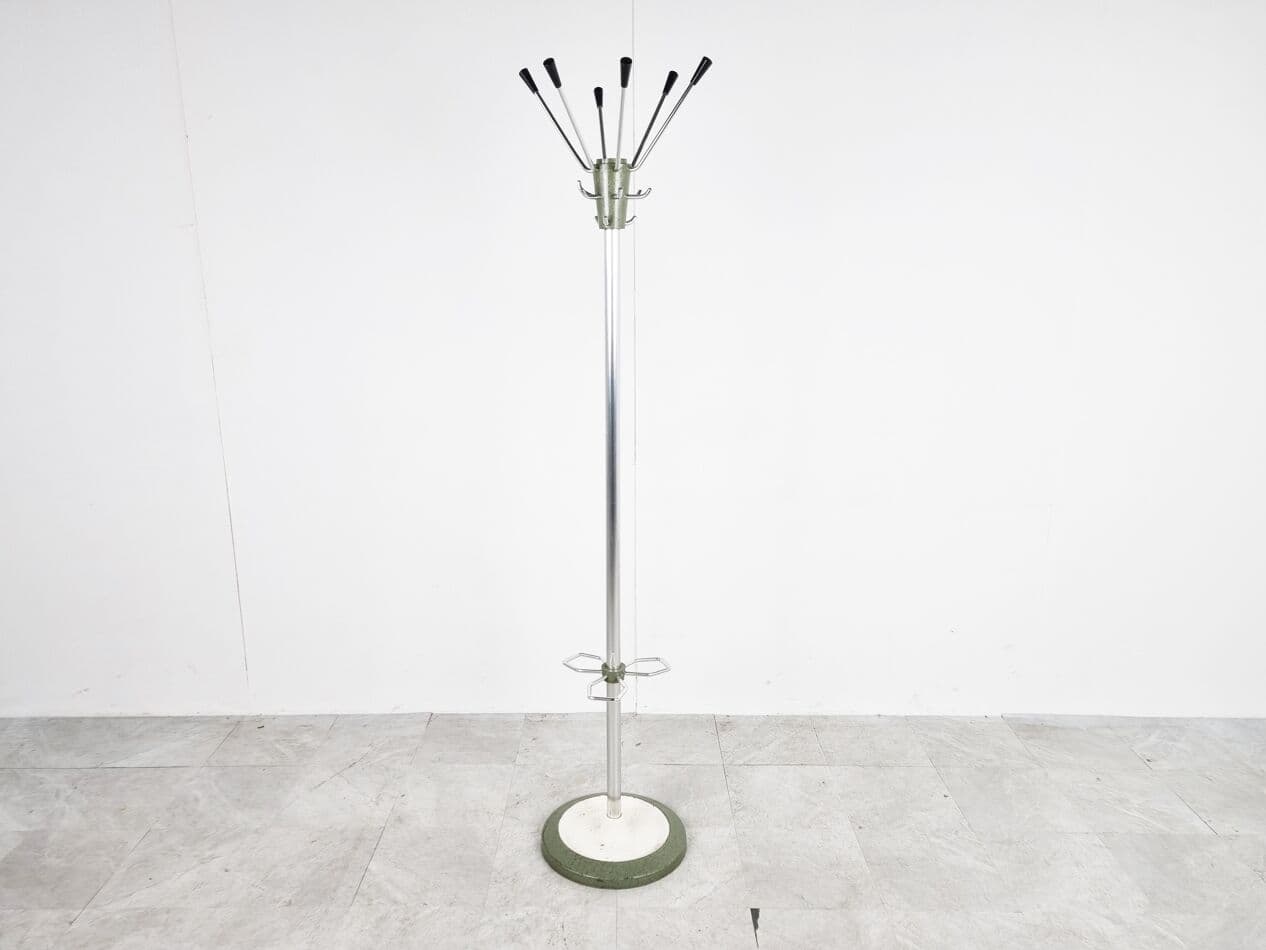 Wieszak stojący, srebrny, metal, lata 60. - 265659