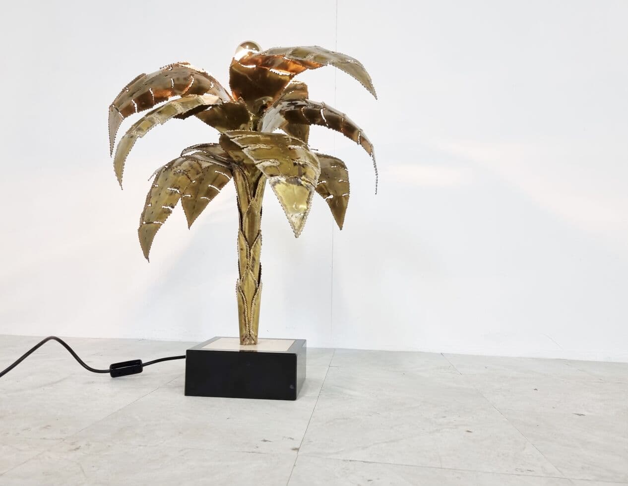 Lampa stołowa Palm, złoty, mosiądz, Francja, lata 70. - 265560