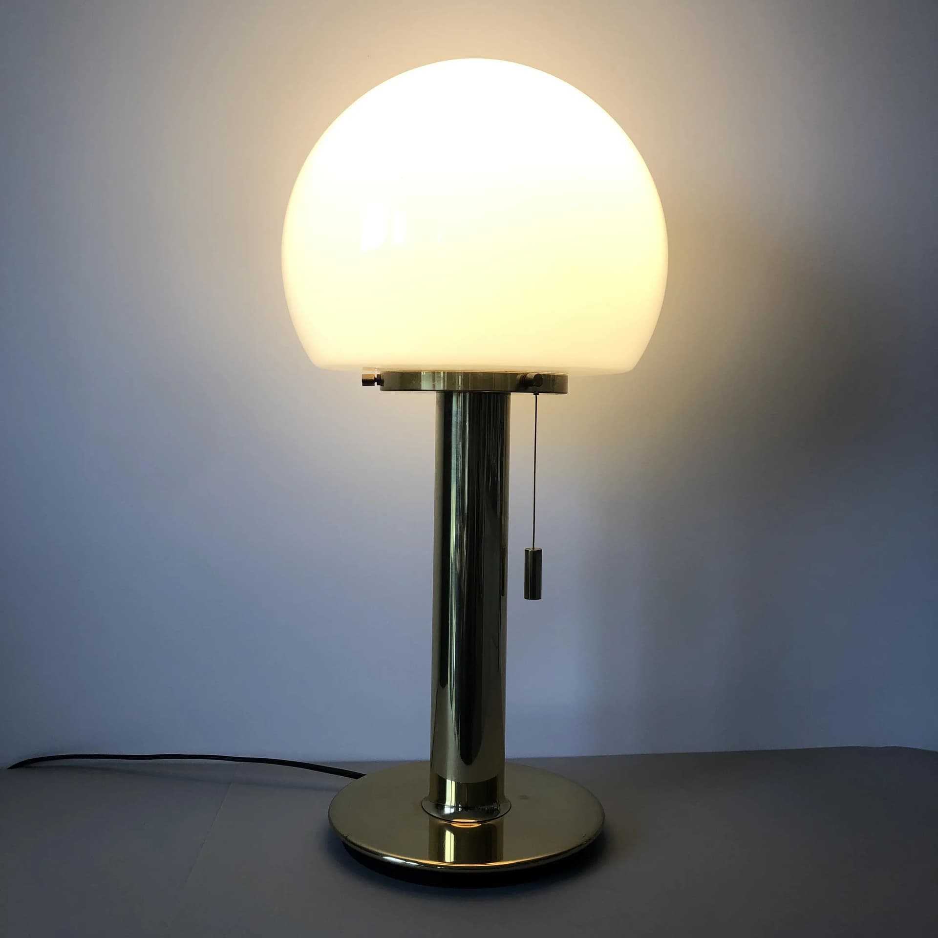 Lampa stołowa, złocony mosiądz, proj. K. Springer, Glashutte Limburg, Niemcy, lata 70. - 19767