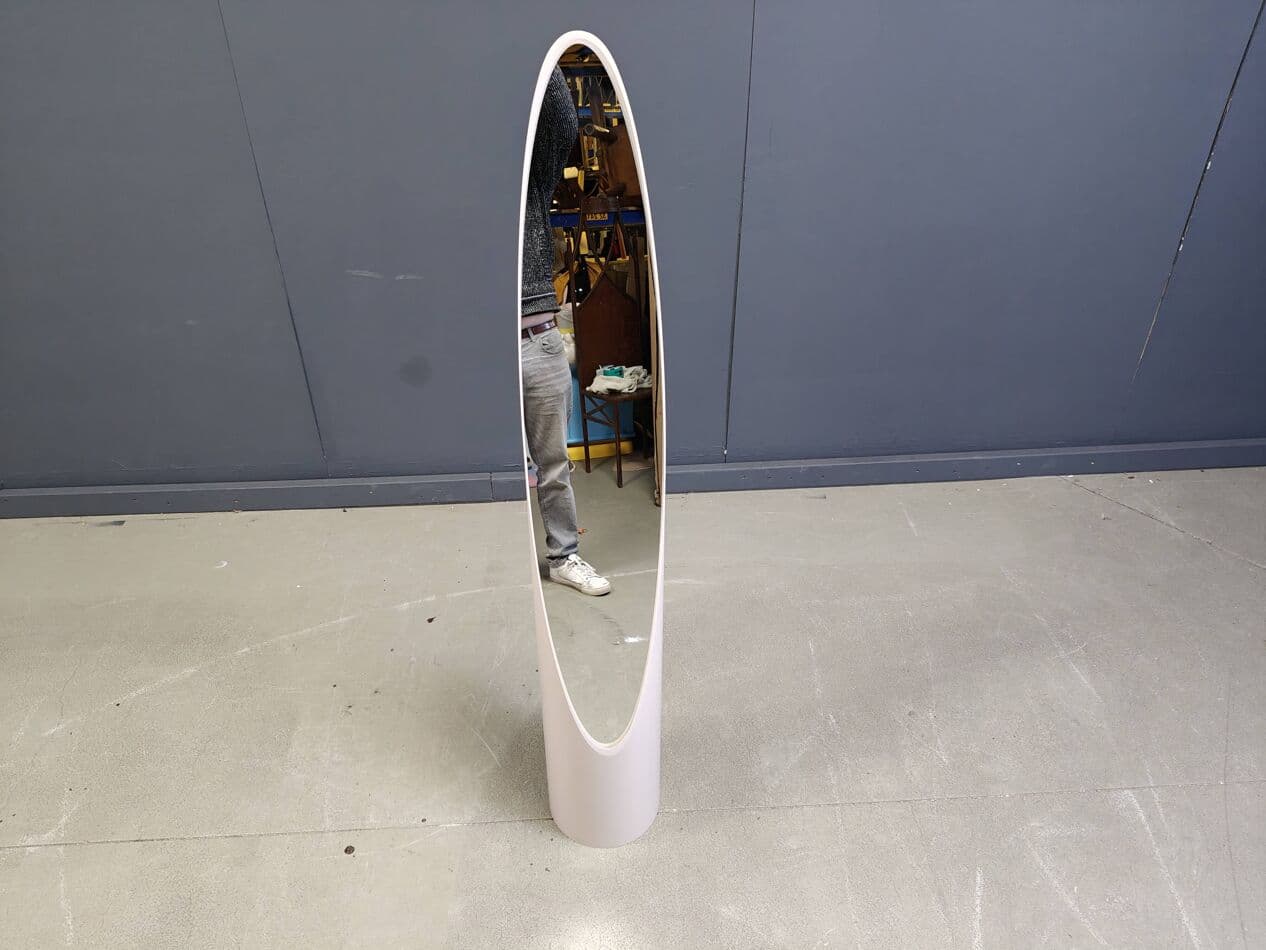 Lustro podłogowe Unghia, beżowy, plastik, proj. R. Bonetto, Włochy, lata 70. - 265371