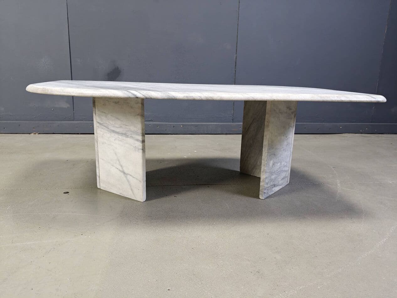 Coffee table, white marble, Italy, 1970s. - 264815