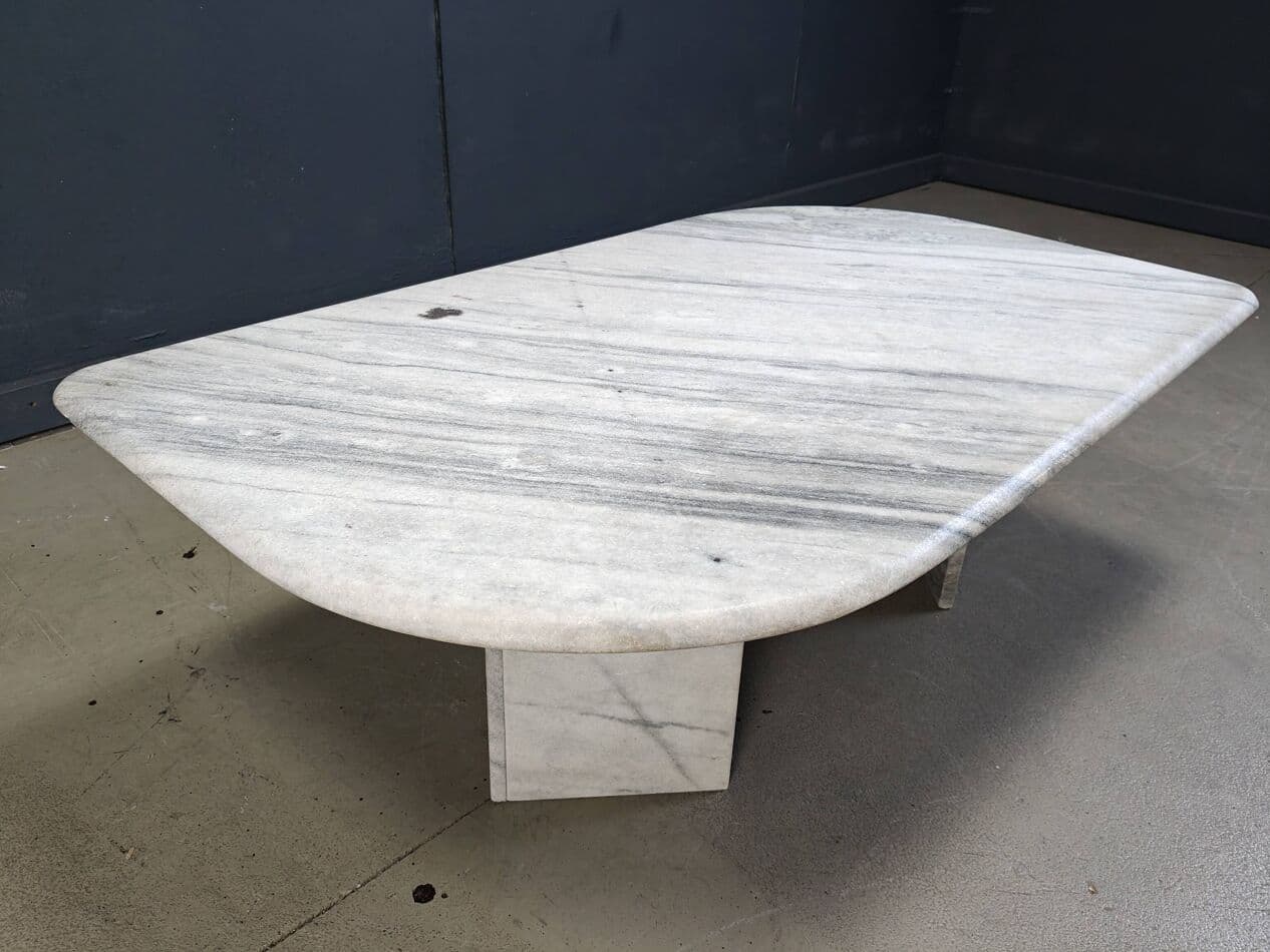 Coffee table, white marble, Italy, 1970s. - 264810