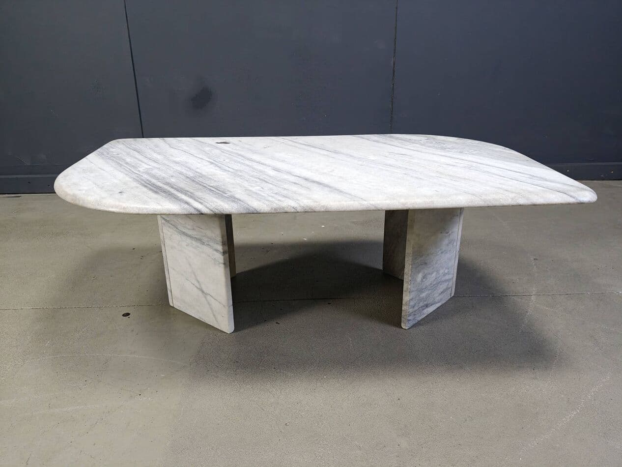 Coffee table, white marble, Italy, 1970s. - 264816