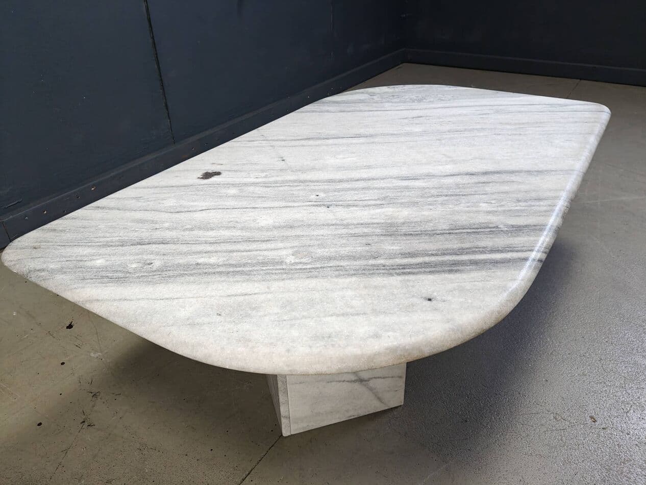 Coffee table, white marble, Italy, 1970s. - 264812