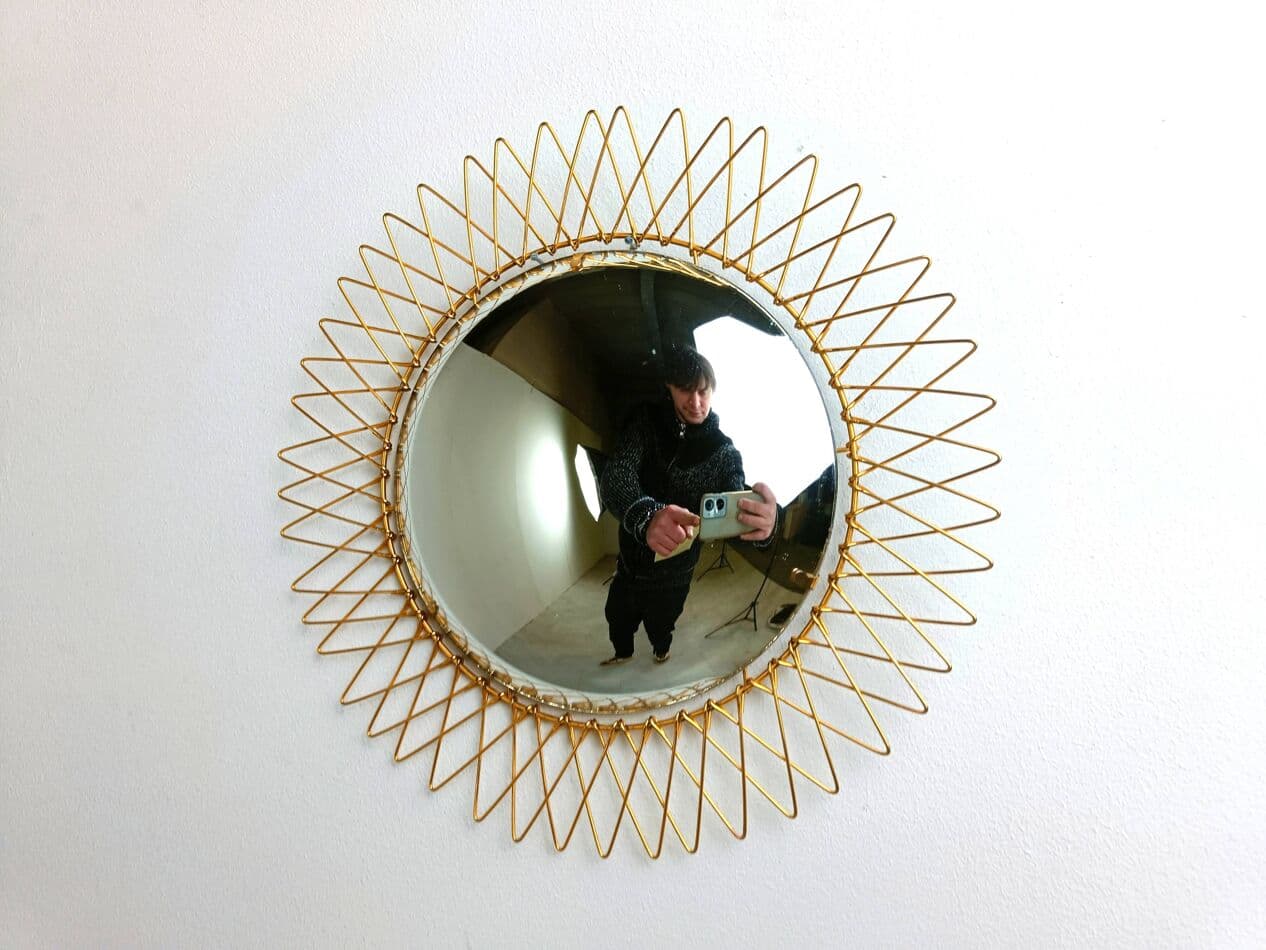 Sunburst mirror, gold brass, glass, Belgium, 1960s. - 264753