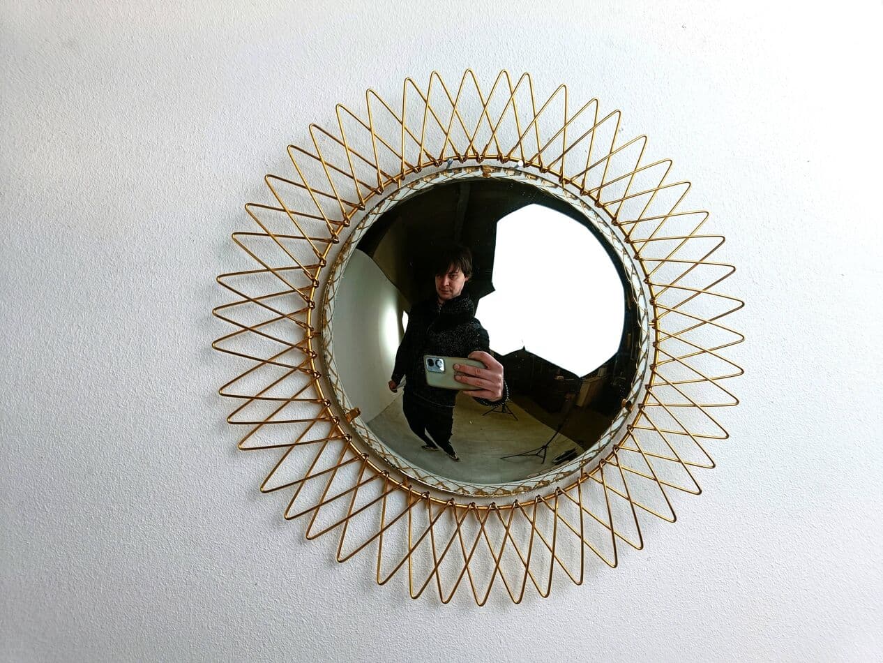 Sunburst mirror, gold brass, glass, Belgium, 1960s. - 264754
