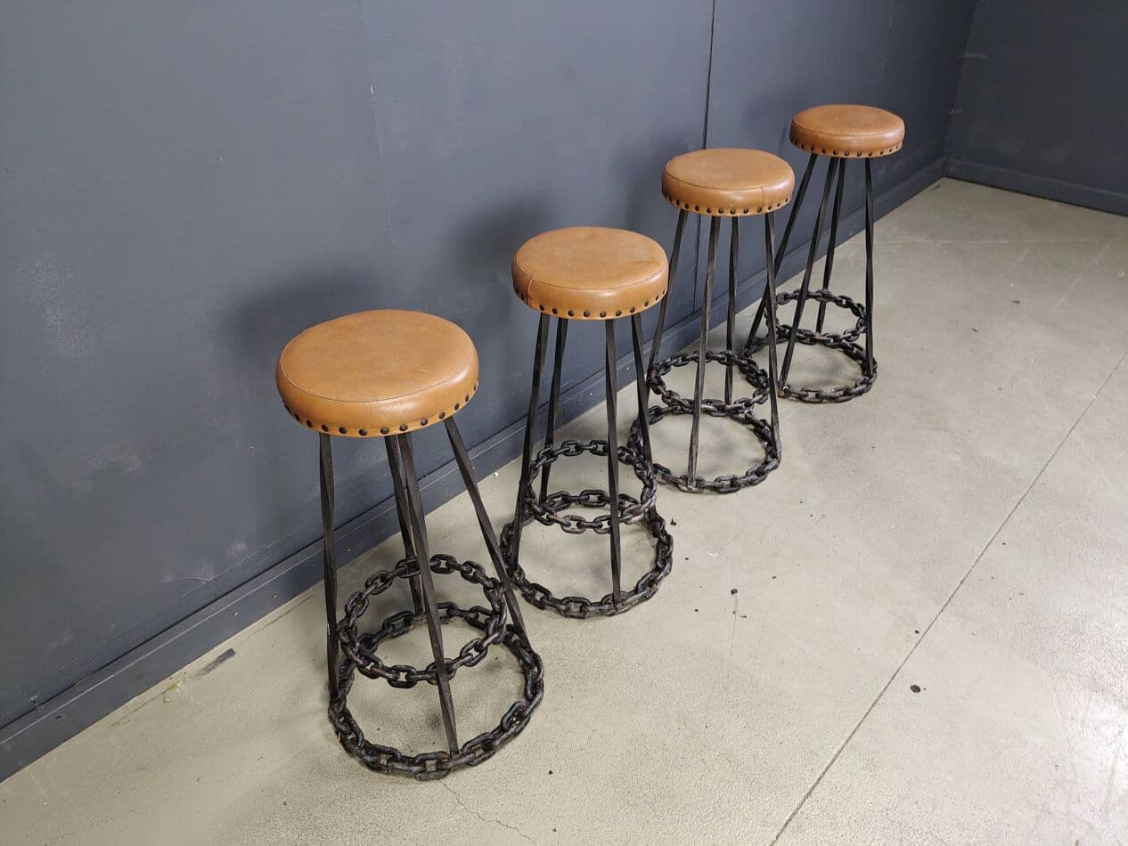 Zestaw czterech hokerów barowych Brutalist, skóra brązowa, żelazo, Niemcy, lata 70. - 264728