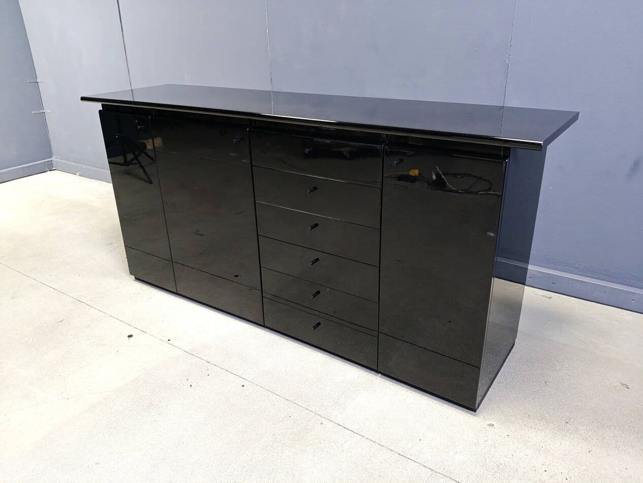 Kredens, czarny, drewno, Włochy, lata 70. - 264721