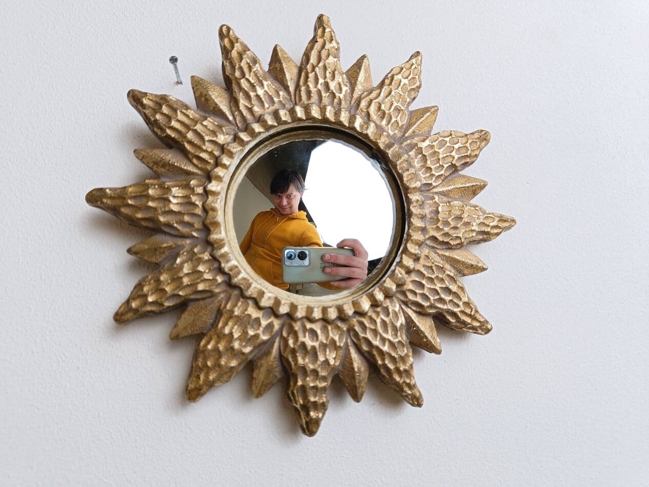 Mirror sunburst, gold glass, Belgium, 1960s. - 264709