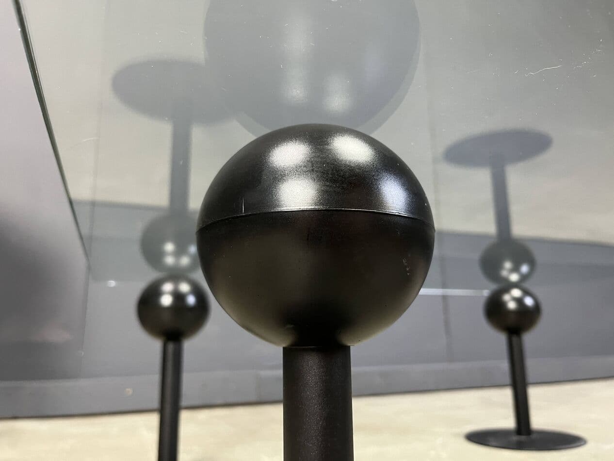 Coffee Table Pepper Young, transparent glass, black metal, by P. Starck, Spain, 1980s. - 264533