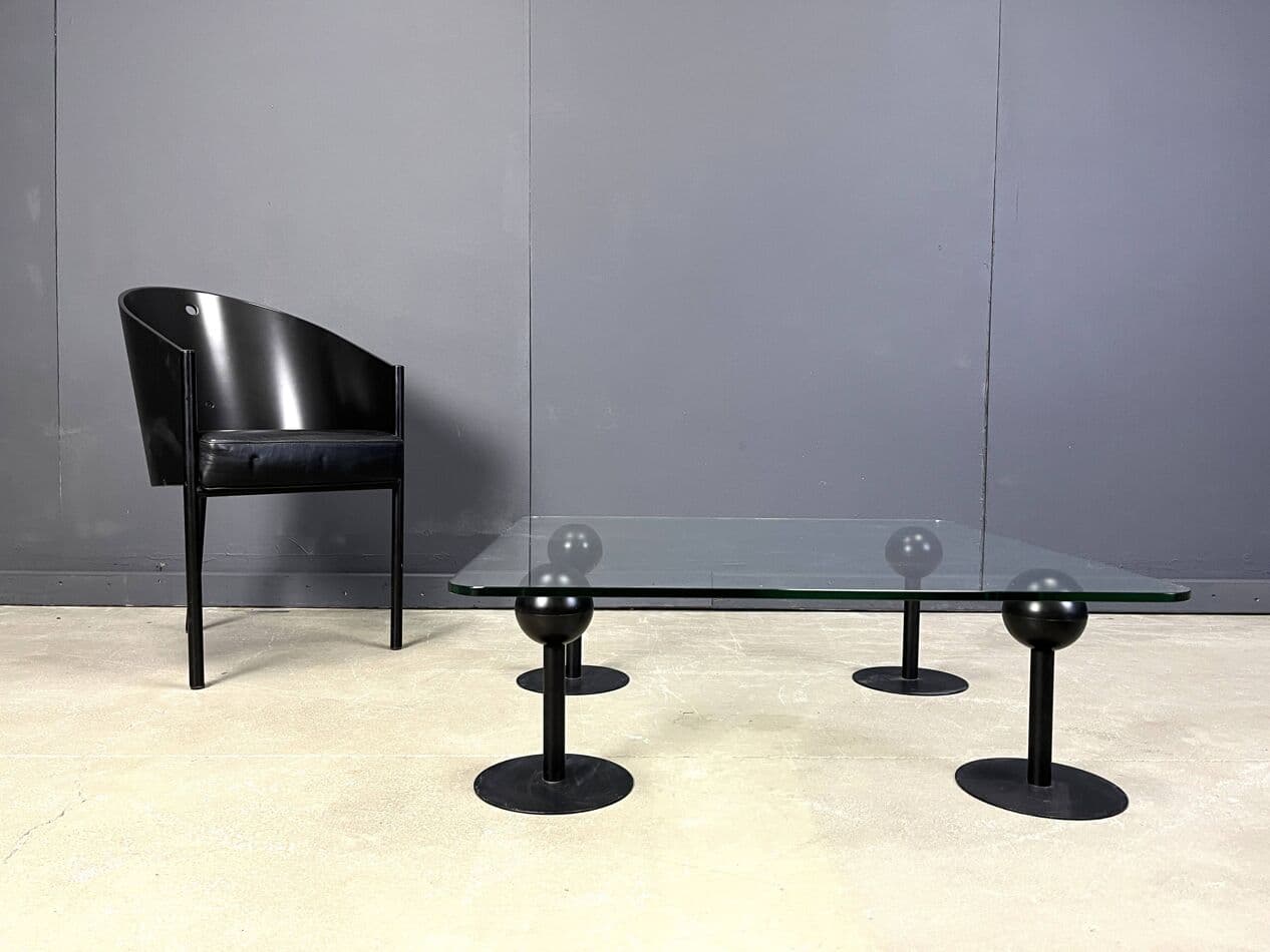 Coffee Table Pepper Young, transparent glass, black metal, by P. Starck, Spain, 1980s. - 264535