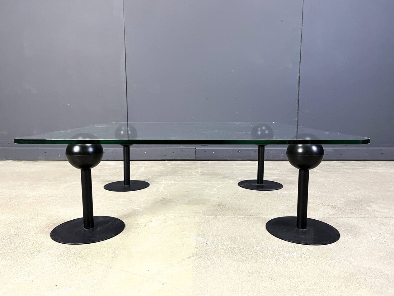 Coffee Table Pepper Young, transparent glass, black metal, by P. Starck, Spain, 1980s. - 264530