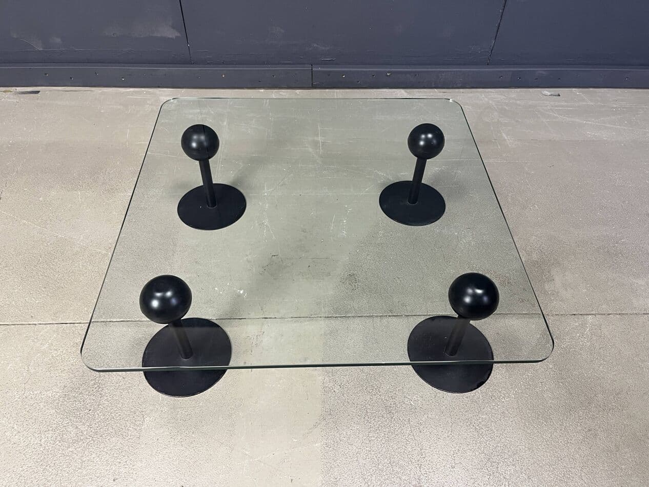 Coffee Table Pepper Young, transparent glass, black metal, by P. Starck, Spain, 1980s. - 264528