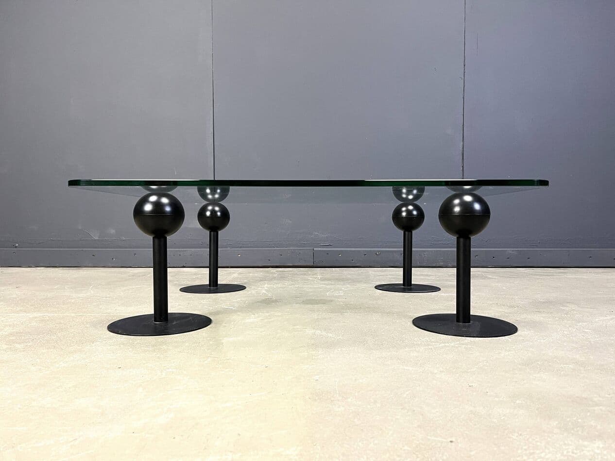 Coffee Table Pepper Young, transparent glass, black metal, by P. Starck, Spain, 1980s. - 264537