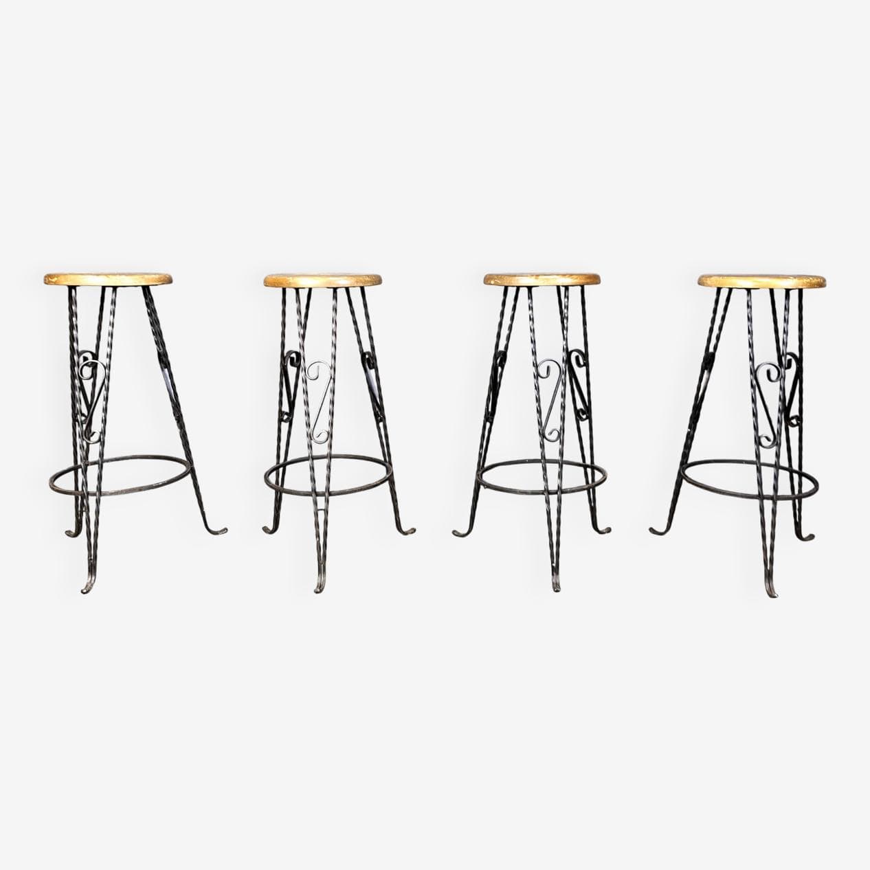 Zestaw czterech stołków barowych, dąb brązowy, żelazo czarne, Francja, lata 60. - 264433