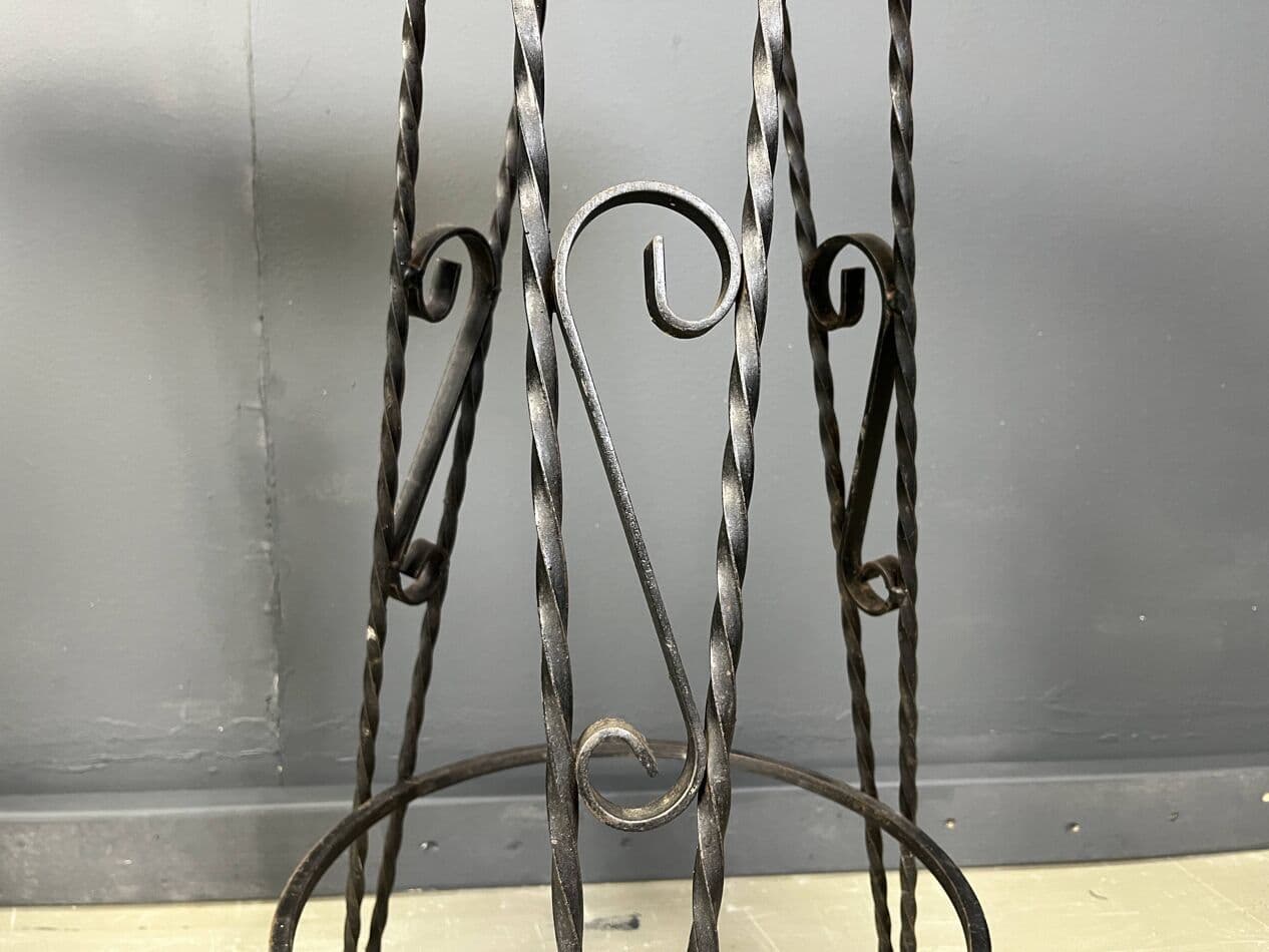 Zestaw czterech stołków barowych, dąb brązowy, żelazo czarne, Francja, lata 60. - 264438