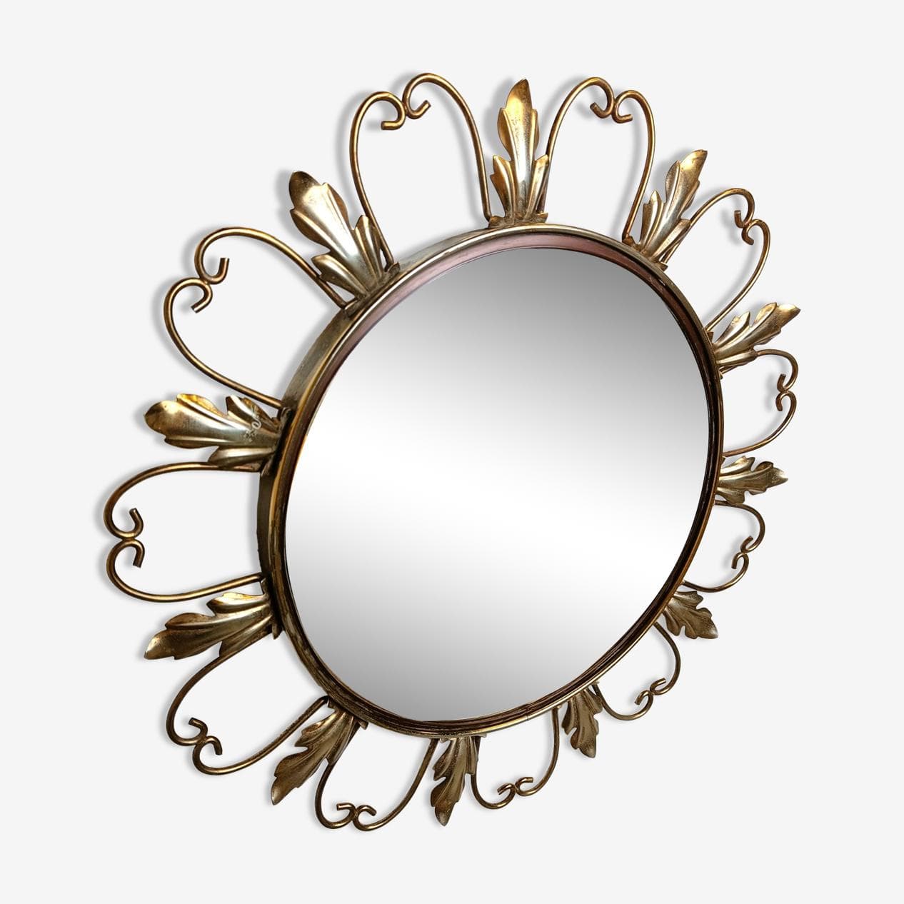 Sunburst mirror Ø45 cm, gold brass, France, 1960s. - 264379