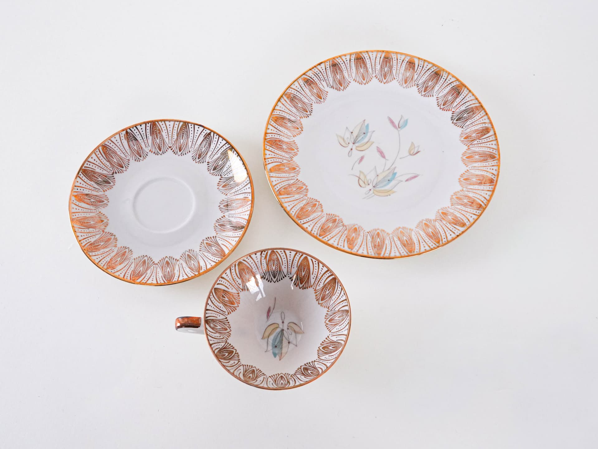 Zestaw filiżanka ze spodkiem i talerzykiem, art déco, porcelana biała złocona, Bavaria Elfenbein Porzellan, Niemcy, lata 70. - 262283