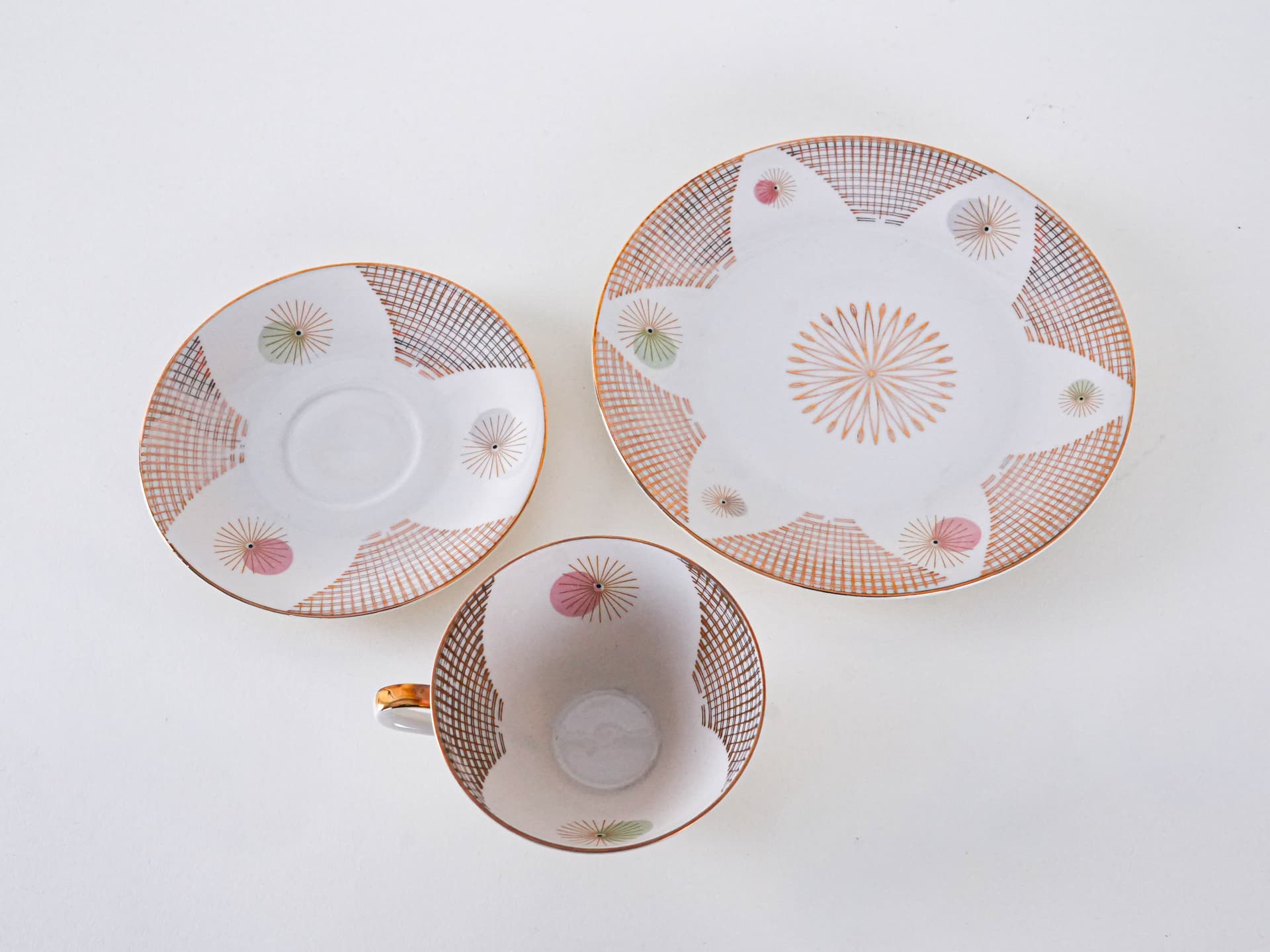 Filiżanka z talerzykiem, modernistyczna, biała, porcelana, Niemcy, lata 60. - 262304