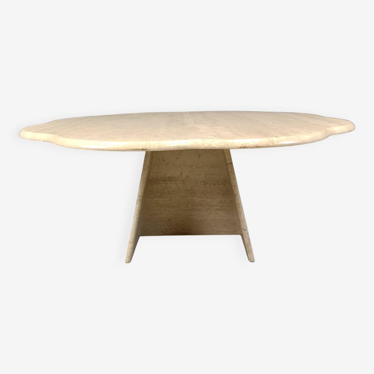 Coffee table flower, beige travertine, Italy, 1970s. - 264185