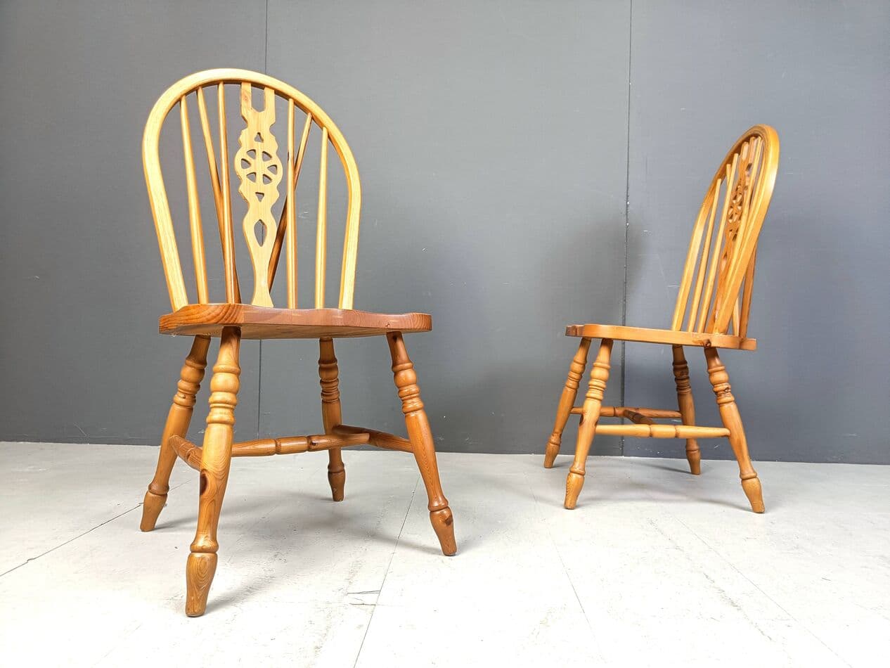 Set of Four Windsor Chairs, brown beech, by L. Ercolani, United Kingdom, 1950s. - 264050