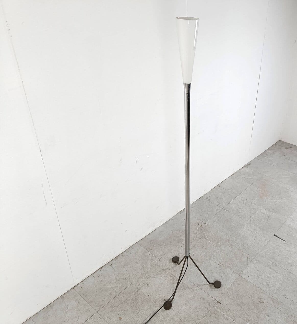 Lampa podłogowa, postmodernistyczna, szkło Murano srebrny, Włochy, lata 90. - 263696