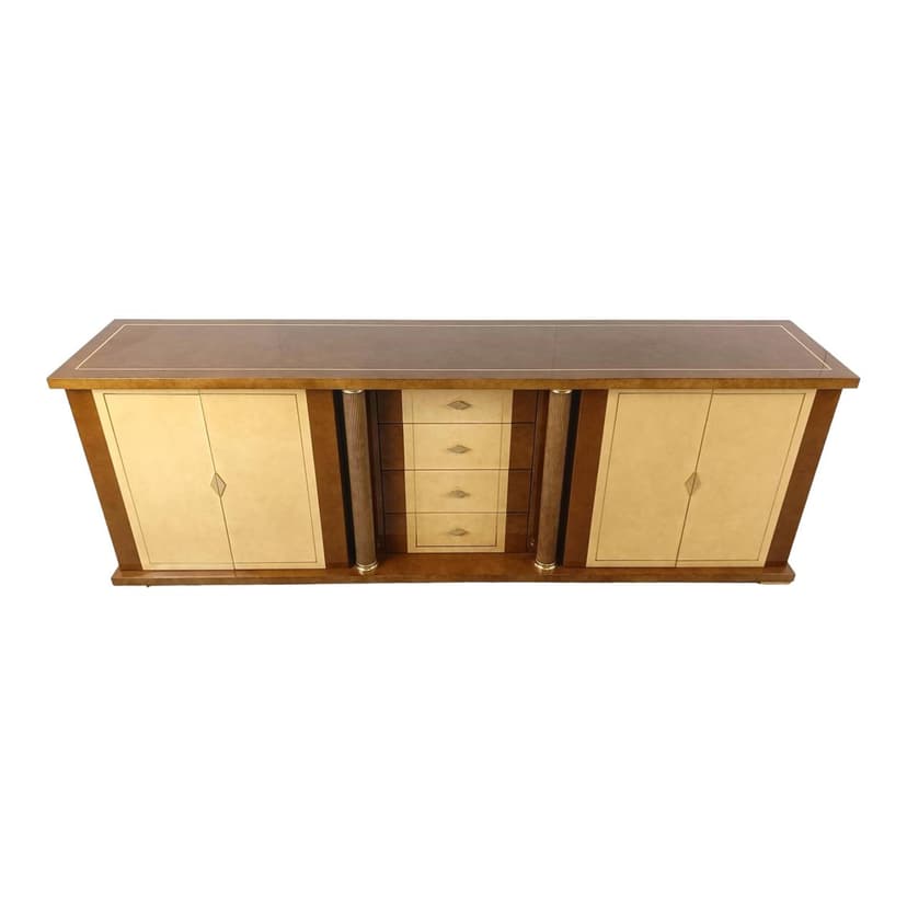 Komoda, lakierowana kozia skóra beżowa, drewno, mosiądz, Włochy, lata 70.