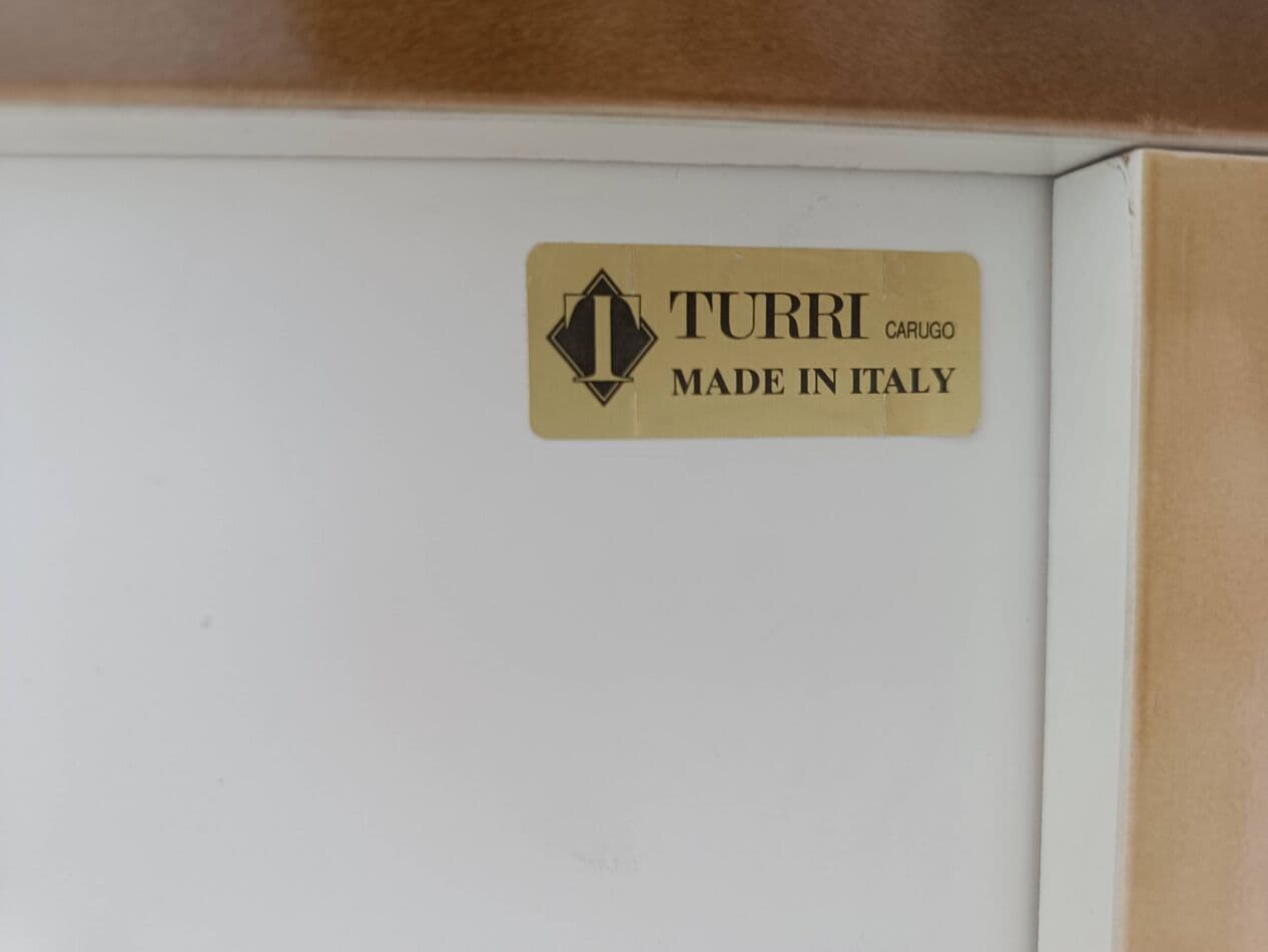 Komoda, lakierowana kozia skóra beżowa, drewno, mosiądz, Włochy, lata 70. - 263546